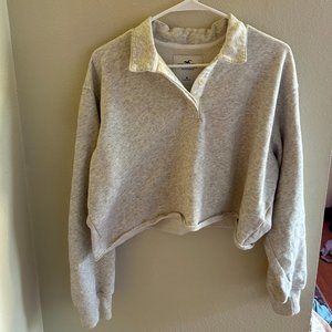 Hollister gray collared cropped sweater